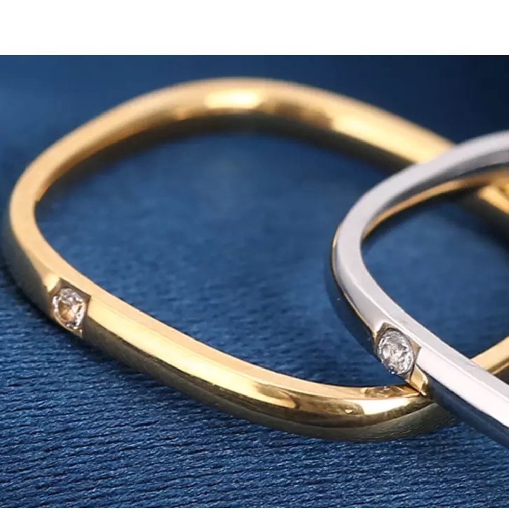 Elegant Gold and Silver Women's Rings